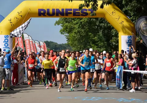 Ne bucurăm de libertatea de mișcare în natură și putem dona o șansă la viață! RUNFEST - FOX TRAIL Half Marathon, 28 august