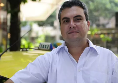 Un taximetrist a răspuns la o comandă, iar la sfârșitul zilei a plecat cu ochii-n lacrimi