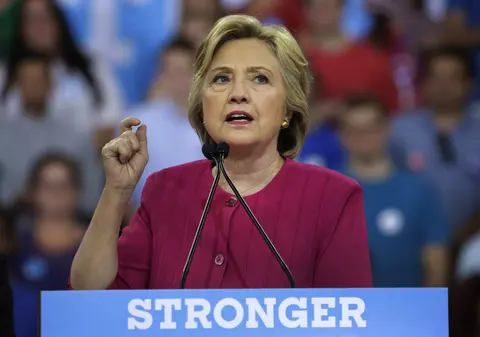 Un medic celebru susține că Hillary Clinton ar fi putut fi otrăvită