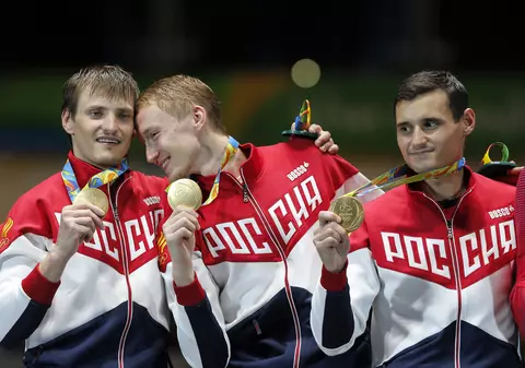 Jocurile Olimpice. Rusia a câștigat titlul olimpic în concursul masculin pe echipe la floretă