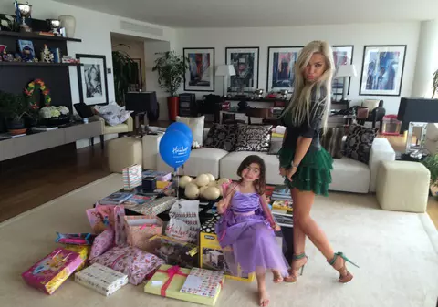 EXCLUSIV/ Momente cumplite pentru Loredana (ex-Trident) după ce s-a despărțit de milionarul englez. Îngrozită că și-ar putea pierde copilul!