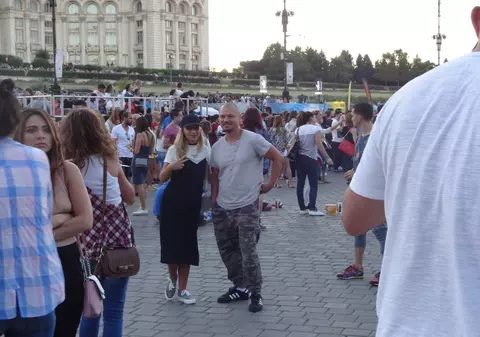 Puya e fan Rihanna. Artistul și-a dus soția la concertul de aseară