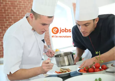 Îți place să gătești și poți urma o rețetă? Pe eJobs.ro se caută bucătari și ajutoare de bucătar