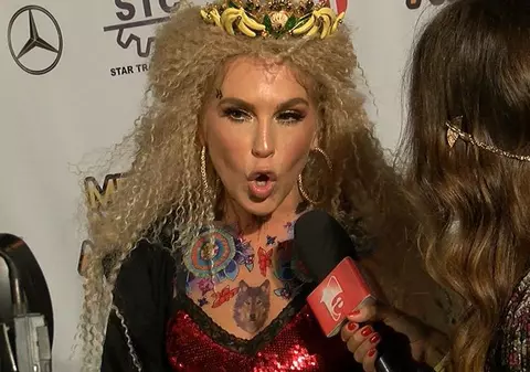Corina și-a scăpat burta de sub control în timpul unui interviu | FOTO