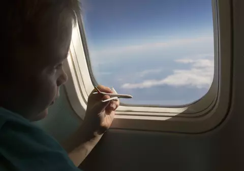 LIBERTATEA TE AJUTĂ: Tot ce trebuie să știi ca să poți scoate copilul din țară în absența celuilalt părinte