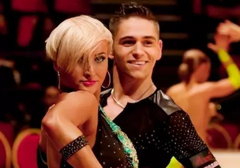 Campionatul Național de 10 Dansuri. Brașovul respiră prin dans