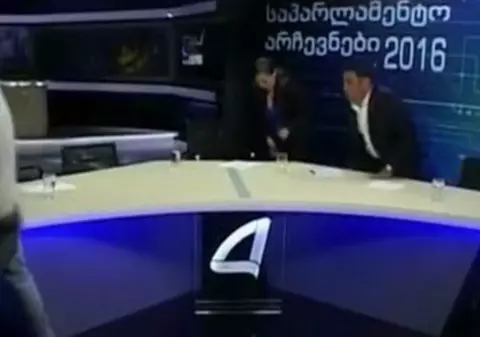 VIDEO | Doi politicieni din Georgia s-au luat la bătaie în timpul unei emisiuni TV