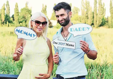 Paul Ipate a lansat piesa Coffee on your skin. "Versurile sunt scrise de iubita mea"/ VIDEO