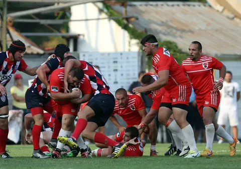 Dinamo - CSM Știința Baia Mare 11-22, în epilogul ultimei etape a turului SuperLigii CEC Bank de rugby. Rezultatele