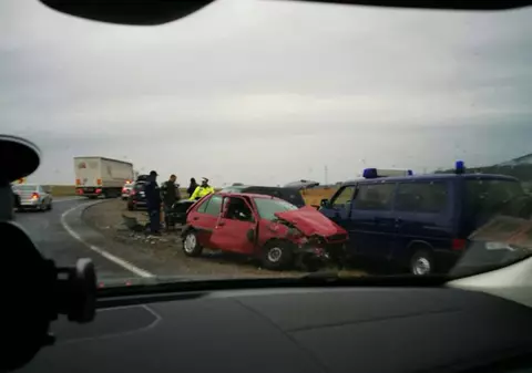 Accident pe DN1, lângă Codlea. O femeie a murit