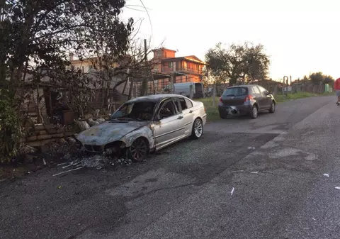 De frica fasciștilor, românii din Italia se organizează ca o armată defensivă