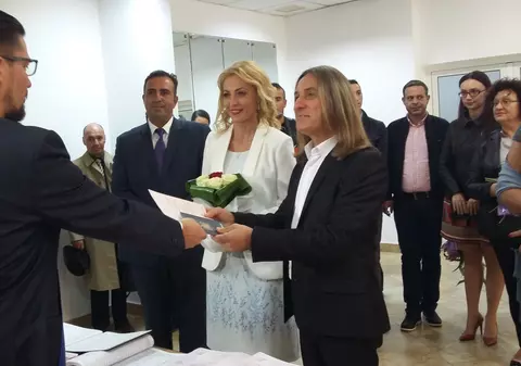 Chitaristul Teo Boar și-a unit destinul cu cel al alesei inimii sale, Otilia Bejan