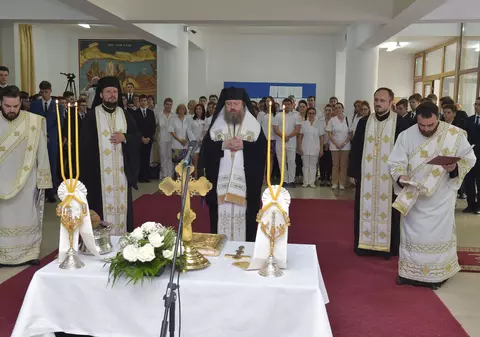 Biserica Ortodoxă va ”produce” și asistente medicale