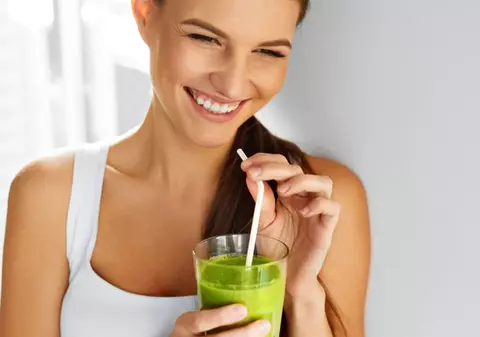 Sucul care te scapă de kilograme fără să ții dietă