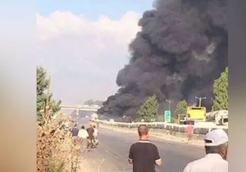 Explozii în mai multe orașe din Siria, soldate cu zeci de morți și răniți. Un port folosit de flota rusă, ținta unui atac