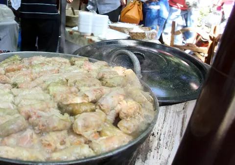 Zilele Bucureştiului, la 557 de ani de atestare documentară: ”Grădină Culinară”, ”Bătaie cu flori”… lume, lume!