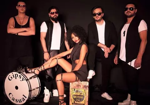 Gipsy Casual țintește sus. Vor să ajungă la șeici / VIDEO