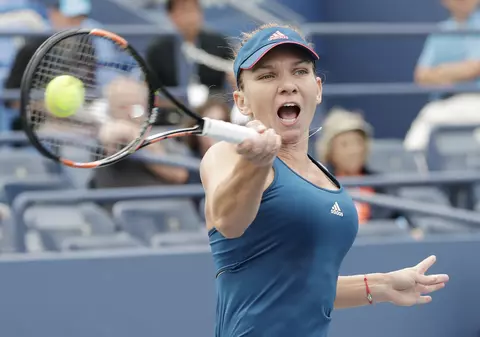 Halep, învinsă clar de Kvitova la Wuhan. Simona și-a scos pălăria în fața Petrei: ”A fost prea bună!”