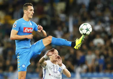 E oficial! Polonezul Milik s-a accidentat grav și va sta 6 luni pe tușă! Nu va juca împotriva României, pe 11 noiembrie