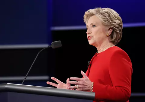 Hillary Clinton a câștigat prima dezbatere prezidențială, potrivit unui sondaj