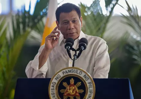 Președintele Filipine, Rodrigo Duterte, spune că a omorât pe cineva când avea 16 ani