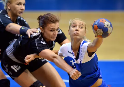 Echipa feminină de handbal CSM Ploieşti nu se va prezenta la meciul cu CSM Roman