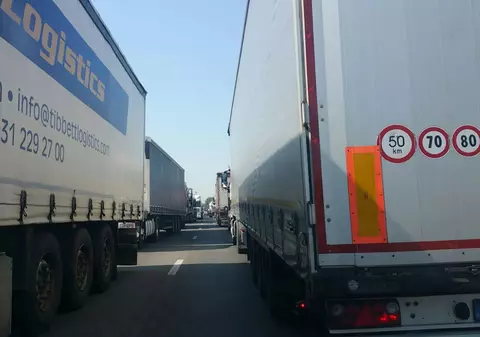 Transportatorii protestează din nou din cauza creșterii prețurilor RCA