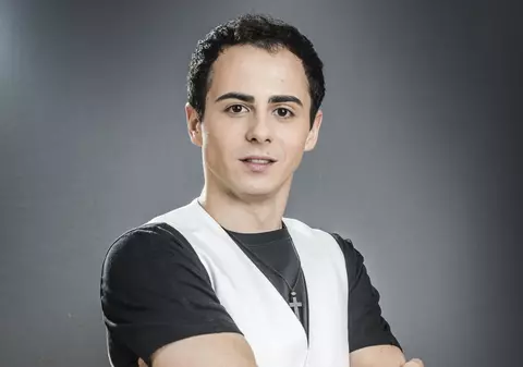 Lucian Ionescu a recunoscut. Unde a învățat să cânte