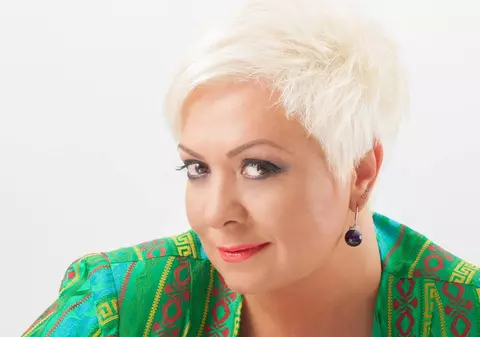 Monica Anghel, așa cum fanii nu au mai văzut-o! Complet nefardată