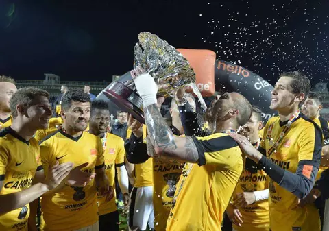 De ce Astra Giurgiu este o echipă mică. Steaua îi ia jucătorii, grecii îi suflă transferurile