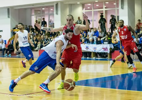 Steaua EximBank a trecut de CSM Oradea și rămâne neînvinsă. Rezultatele din Divizia Națională masculină de baschet