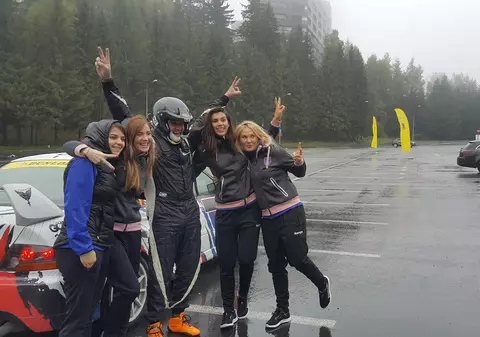 ”Tricolorele” de la Corona Brașov s-au antrenat la raliuri! GALERIE FOTO