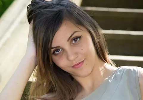 Adolescentă de 15 ani ucisă la prima întâlnire, într-un grav accident