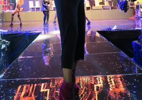 Andreea Bănică a pozat cu bebelușul în brațe. "Să vă trăiască"