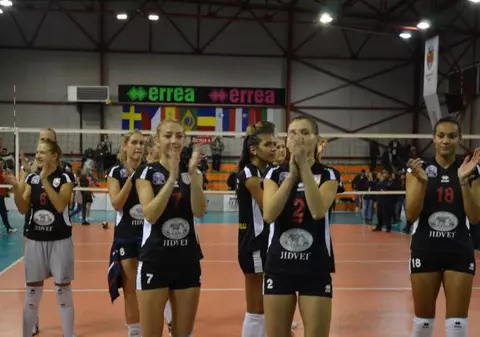Derby-ul CSM Târgoviște - Volei Alba Blaj, câștigat clar de gazde! Rezultatele etapei a 25-a din Divizia A1 feminină de volei