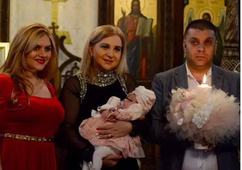 EXCLUSIV/ Carmen Șerban a botezat o fetiță și a spart 10.000 de euro ca nașă! A întrecut-o pe Prodanca