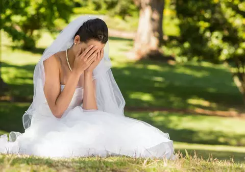 Un bărbat a divorțat de soția sa la două ore de la căsătorie. Motivul este ireal
