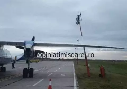 Incident aviatic la Timişoara: Un avion pilotat de un echipaj din Belarus a lovit doi stâlpi