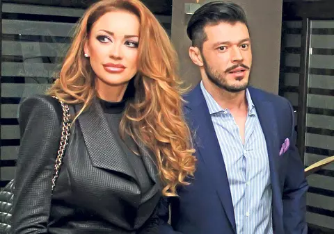 Cum arată abdomenul Biancăi Drăgușanu la o lună de când a născut. "Mă simt grasă"