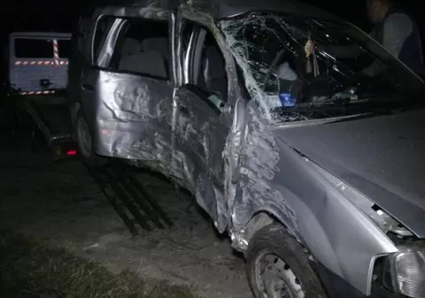 Doi morți într-un accident cumplit, în Brăila. O șoferiță și-a ucis viitorii socri