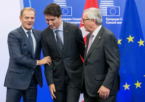 UE si Canada au semnat acordul CETA. Românii vor scăpa de vizele pentru Canada