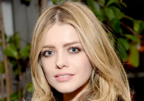 Actrița Alexandra Dinu joacă alături de Adrien Brody în thrillerul “Unchained”