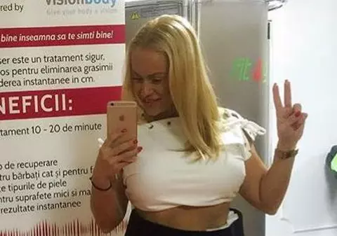 Culmea tupeului! Anda Adam a intrat în ”bârlogul” Biancăi Drăgușanu, dar a fugit pe ușa din dos/ EXCLUSIV