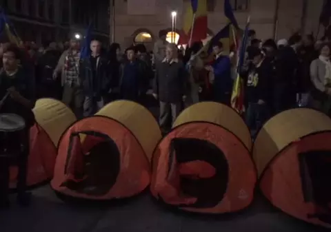 Unioniștii s-au retras din Piața Universității. Ce asigurări au primit de la partide