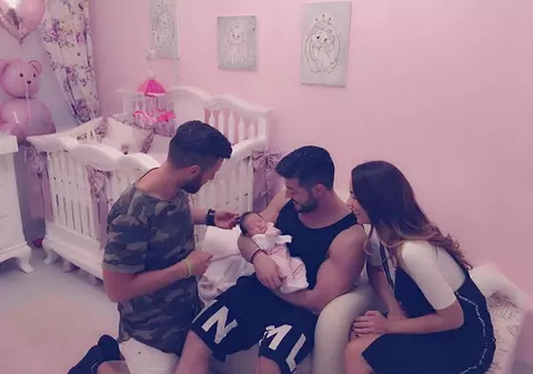 Bianca și Victor Slav, primul selfie împreună după ce au devenit părinți. Fanii sunt cuceriți