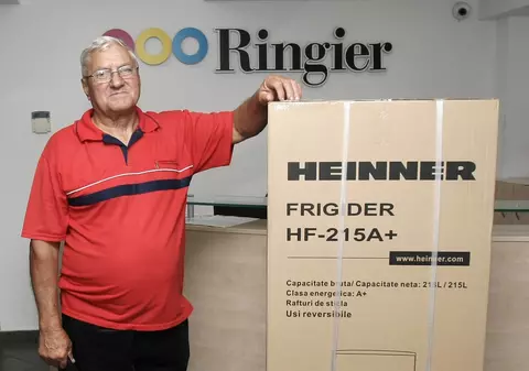 Marea Dezlipeală i-a adus o combină frigorifică