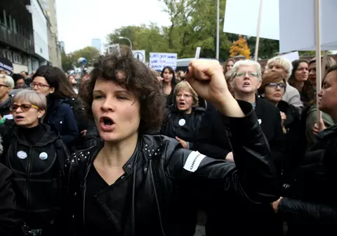 Femeile au făcut grevă generală în Polonia