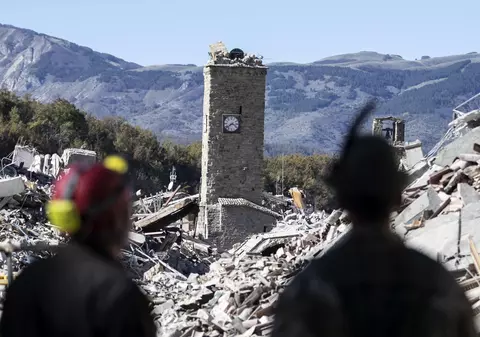 UPDATE| Un român, găsit mort într-o maşină după cutremurul din Italia. MAE confirmă decesul