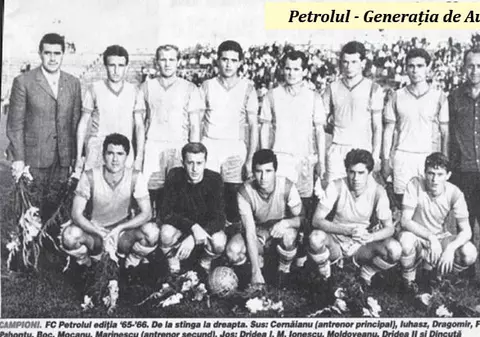 Are obiecte unice legate de Petrolul - Liverpool! Dorel Alexiu deține fanionul partidei și programul de meci / FOTO