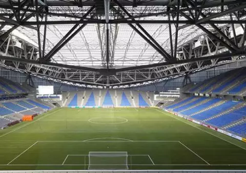 Kazahstan - România (marți, ora 19.00, TVR 1). Jucătorii au ”sărit” peste antrenamentul de dimineață. Acoperișul stadionului va fi tras